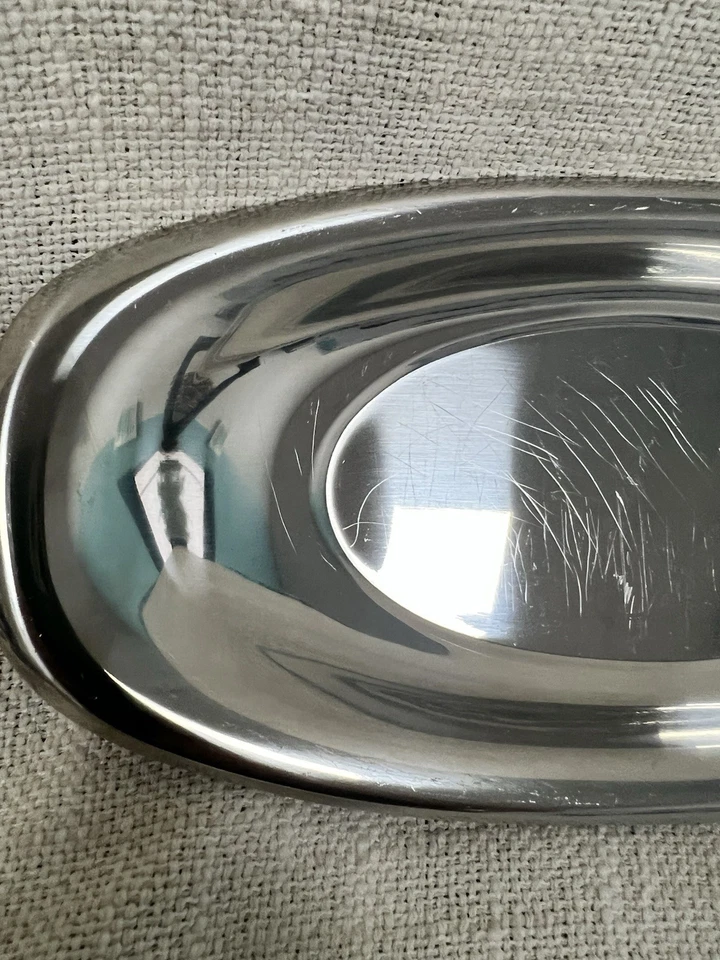 Reed & Barton Serving Tray Plates Bread  Stainless 18/8 Vintage - Image 2 of 4