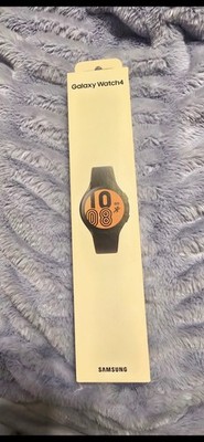 Samsung Galaxy Watch4 (44mm Face, Strap M/L) Bluetooth - Black (SM-R860NZKALTA)