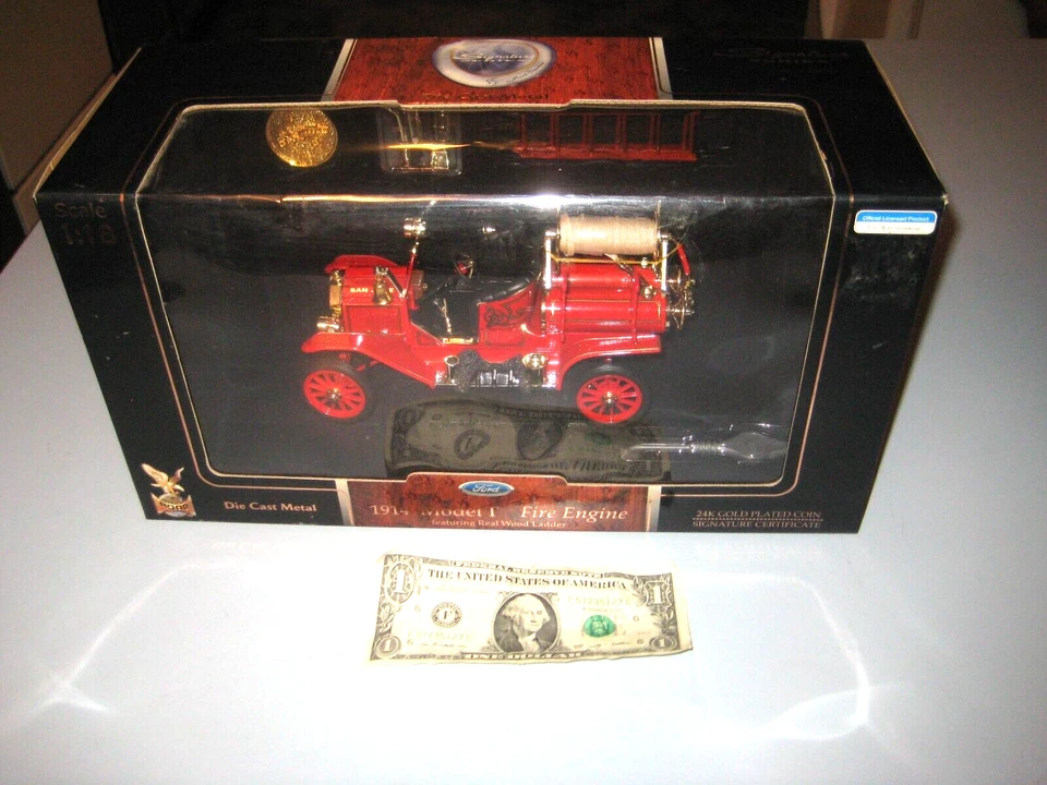 Road Signature Series 1914 Ford Model T Fire Engine + 24K Gold Plated Coin HTF - Image 2 of 4