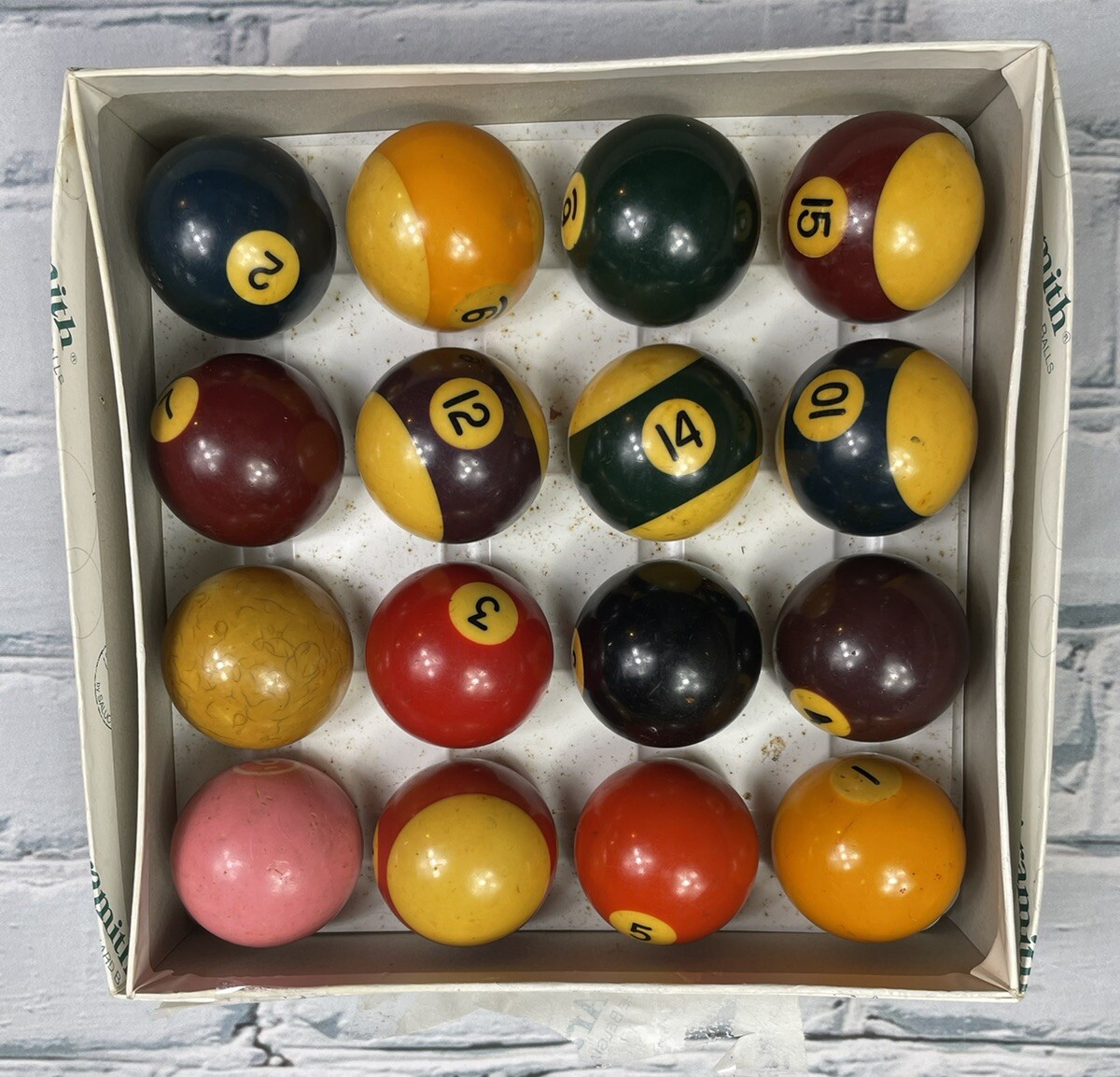 Aramith Belgian Billiard Balls Standard by Saluc Pool Box Set 2 1/8