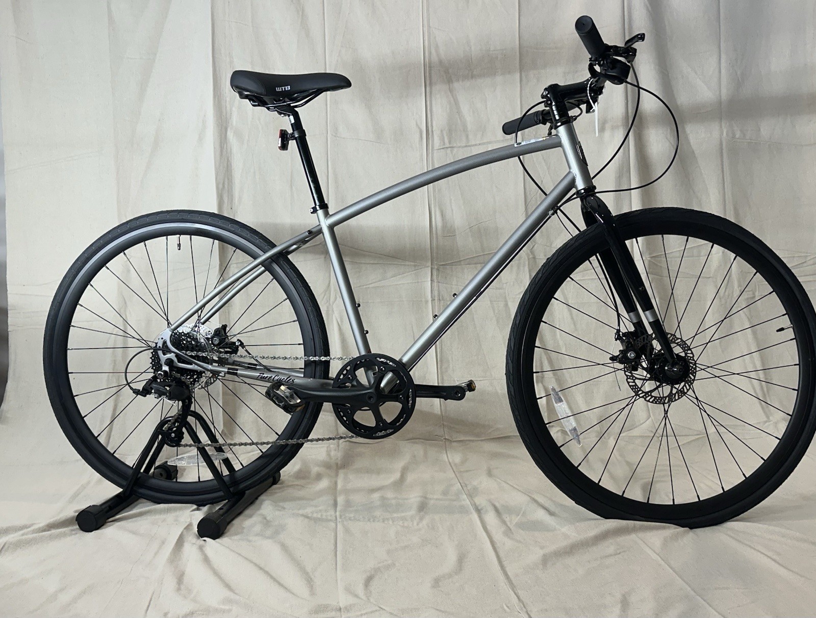 New Pure Cycles Luck Man Commuter Bike  Medium Frame