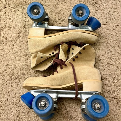 Vintage Riedell 130L Roller Skates Tan Suede — Size 6B
