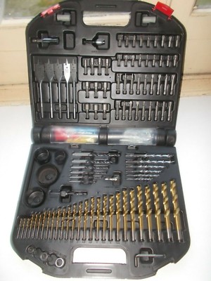 Richmond Bohrer, Schrauben und Steckschlüsselsatz Set 204-teilig. BW46/4300