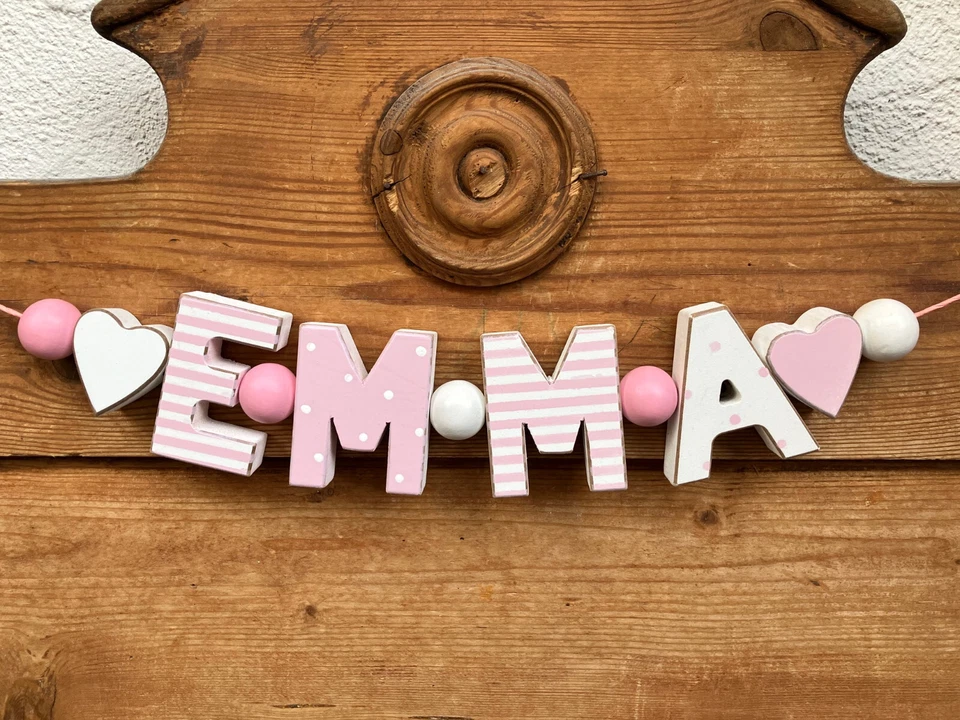 COLLANA ROSA CON NOME LEGNO PERSONALIZZATA BIMBO NOME A SCELTA 1° COMPLEANNO DECORAZIONE BATTESIMO - Immagine 2 di 4