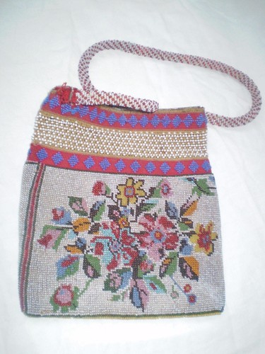 RARE ANTIQUE OTTOMAN ANTIQUE-GLASS-BEADS-BEADED-BEADWORK-LADYS-PURSE - Picture 3 of 12