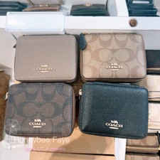 NWT Coach Weekly Pill Box In Signature Canvas CZ200/C4579