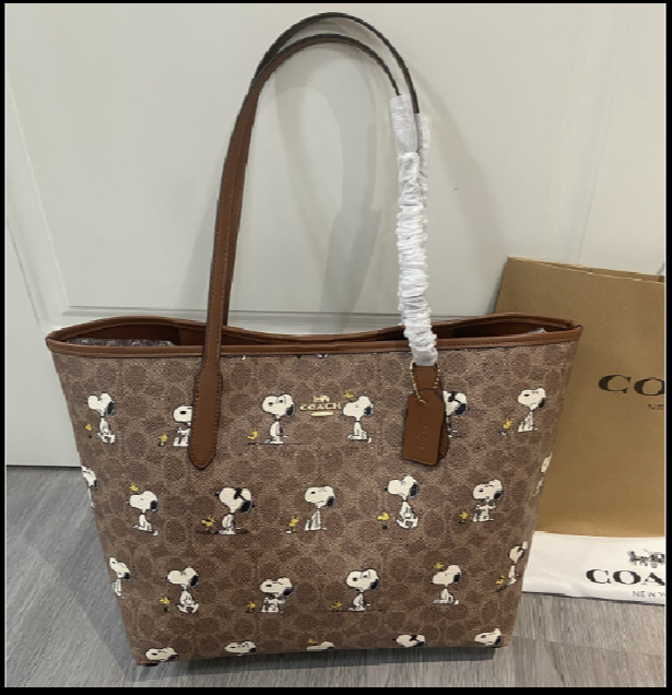 COACH CBJ89 City Tote Bag PEANUTS Snoopy Signature Coated Canvas