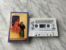 The Judds Greatest Hits CASSETTE Tape 1988 RCA 8318-4-R Wynonna Naomi Judd OOP