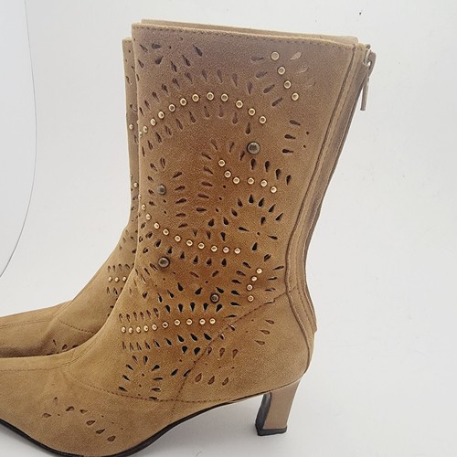 Enzo Angiolini Natural Suede Perforated Eagettup Ankle Boot Sz 5.5M - Picture 7 of 17