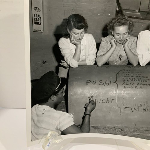 WWII CABOOSE McDonnell Douglas AIRCRAFT A-20 Bomber Wings 4+ Female Employees CA - Picture 2 of 6