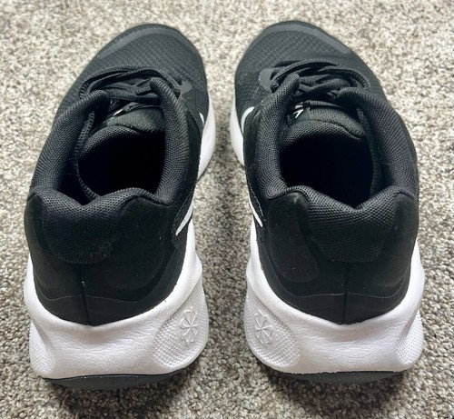 Nike Revolution 7 Herren schwarz weiß FB2207-001 sportliche Laufschuhe Größe 8 US - Bild 4 von 6