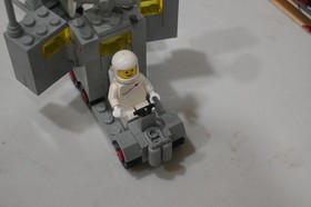 Vintage Classic Space Lego 452 Mobile Tracking Station