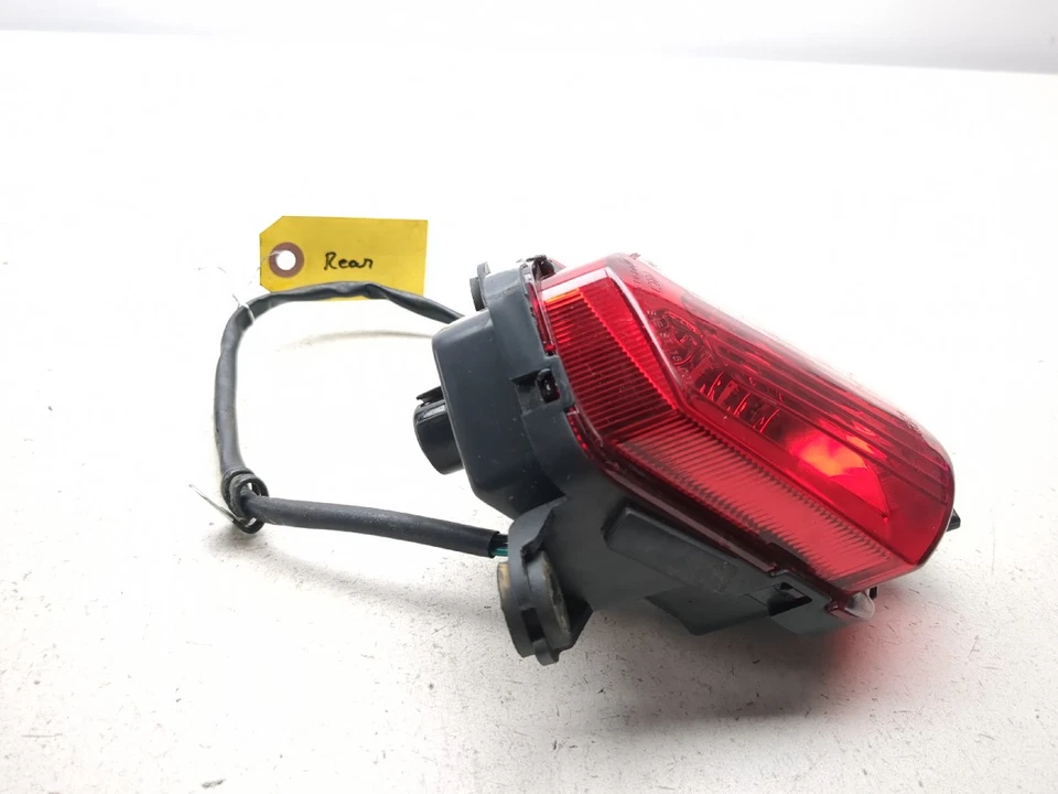 18-25 Suzuki GSX250R GSX 250 Taillight Tail Brake Light Lamp Lens Foto 2 de 4