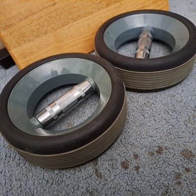 Biyisheng 2X 10kg 22.4lb Center of Mass Dumbbells Used Great Condition!!