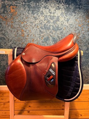 CWD SE 25 2GS Springsattel 17,5 neuwertig