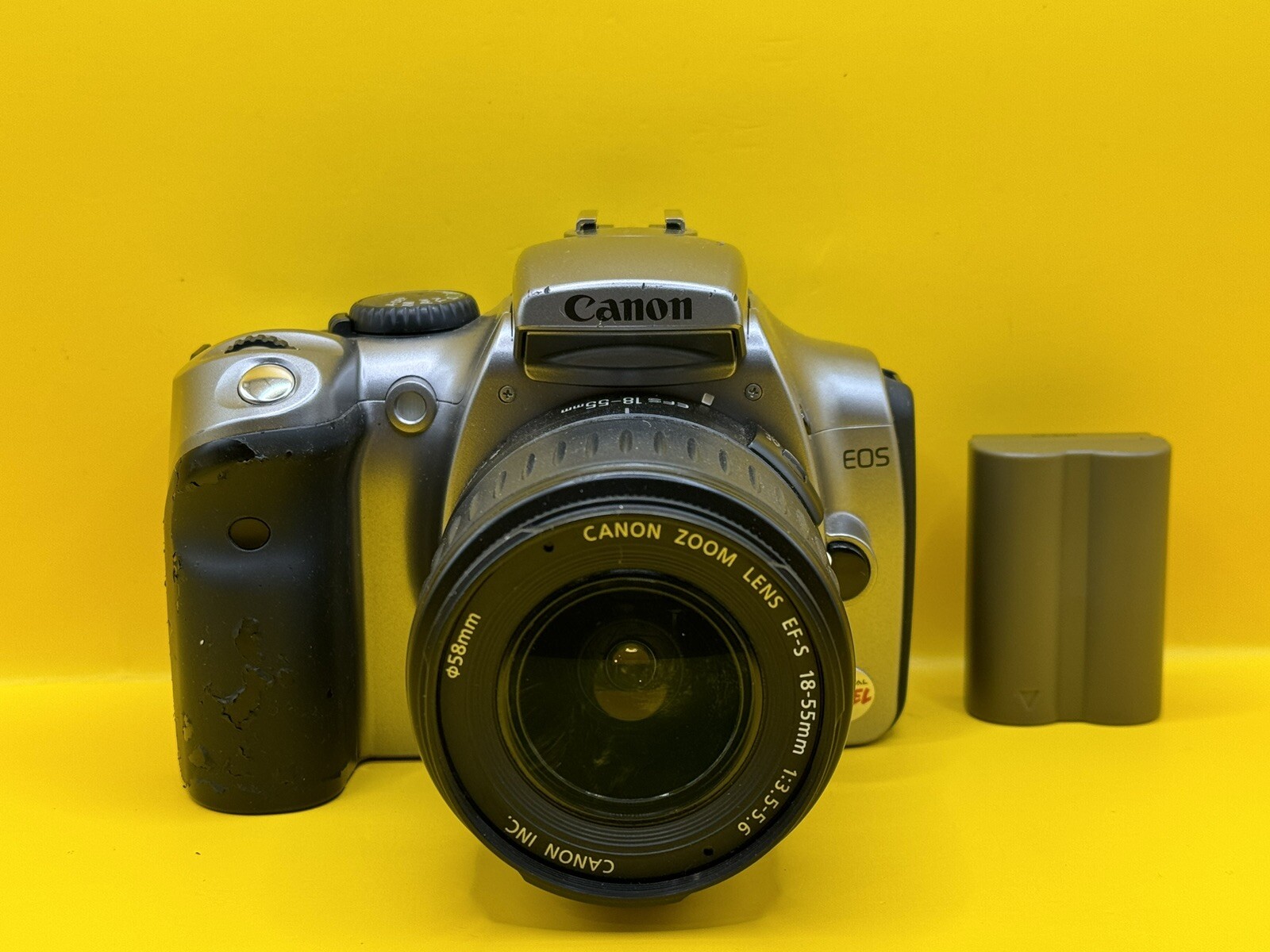 Canon EOS Digital Rebel Camera DS6041 Silver w/Lense and battery Tested