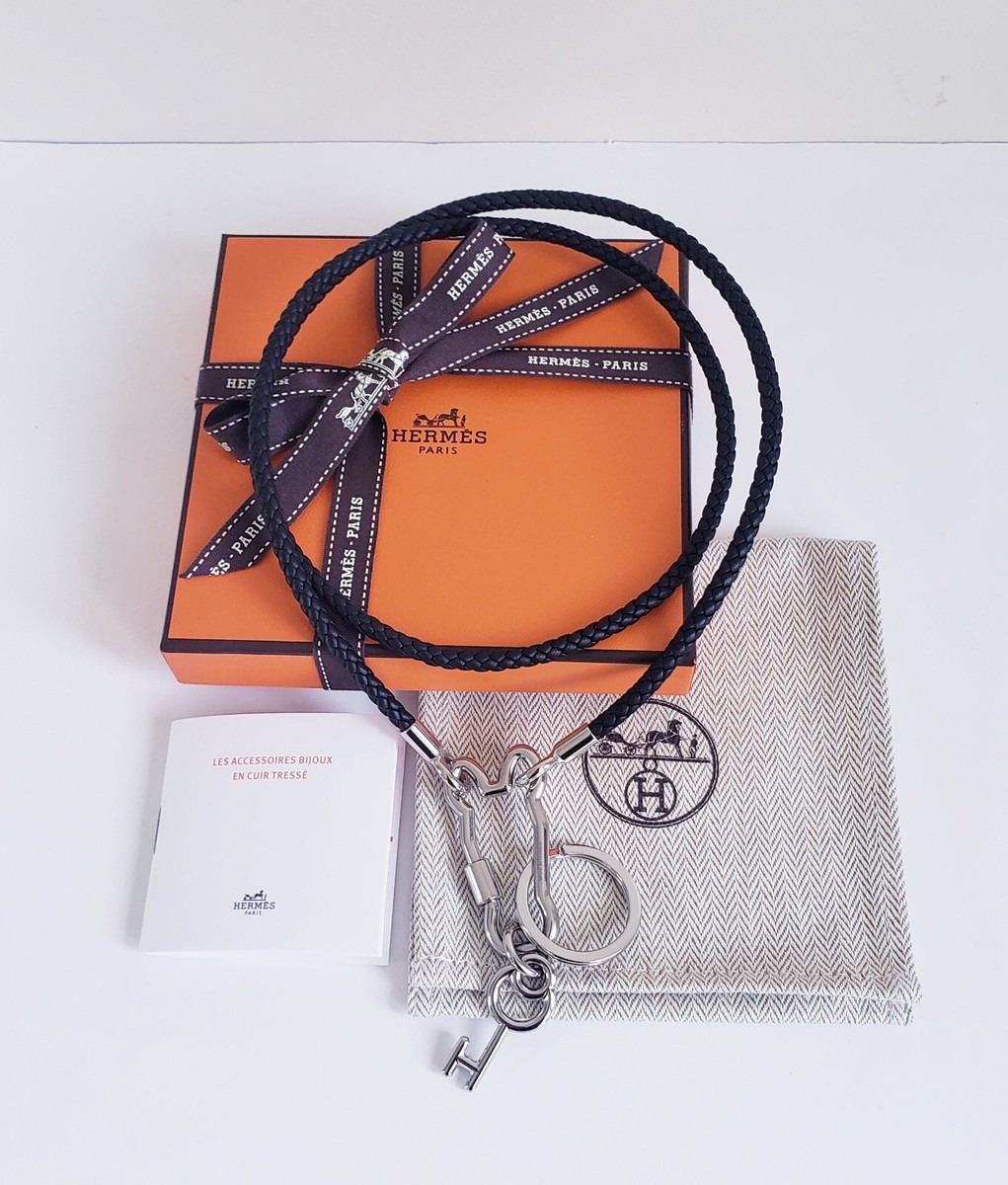 HERMES COLLIER MOUSQUETON CLE CHEVAL NECKLACE KEY RING NOIR HERMES COLLIER MOUSQUETON CLE CHEVAL NECKLACE KEY RING NOIR