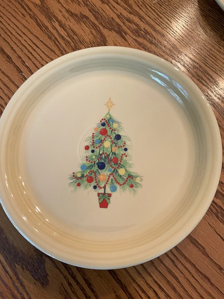 FIESTA: CONTEMPORARY Fiestaware Ivory Christmas Tree Luncheon Plate 9" New!