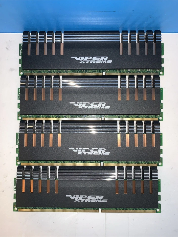 Patriot Viper Xtreme 16GB Kit (4x4GB) PC3-14900 DDR3-1866MHz SDRAM PXD38G1866ELK - Image 3 of 3