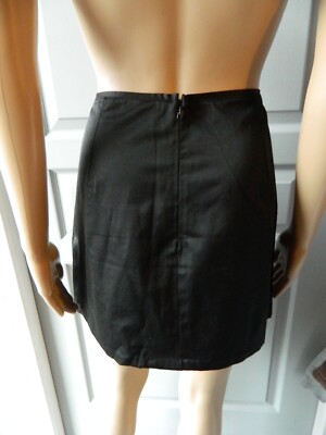 Jupe Courte Satinée Noire Camaïeu – Taille 44 – Style Sexy