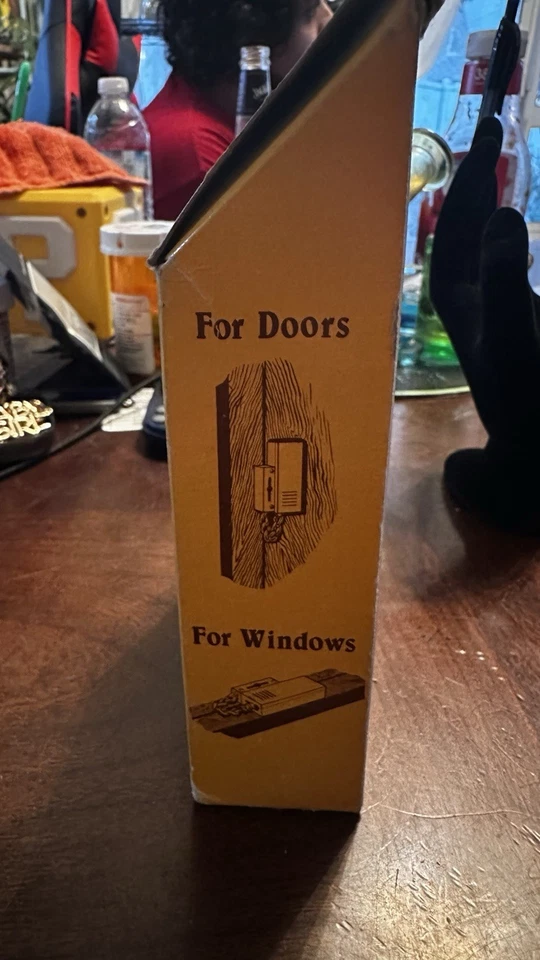 Puerta y ventana de alarma de entrada vintage LEVITON Snapit latón dorado años 80 70 decoración retro Foto 3 de 4