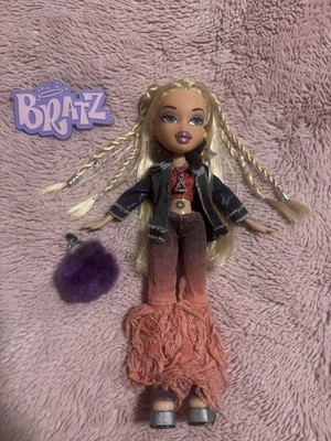 Bratz Funk 'N' Glow (2nd Edition) Cloe Doll Customized Schmuck Piercing s
