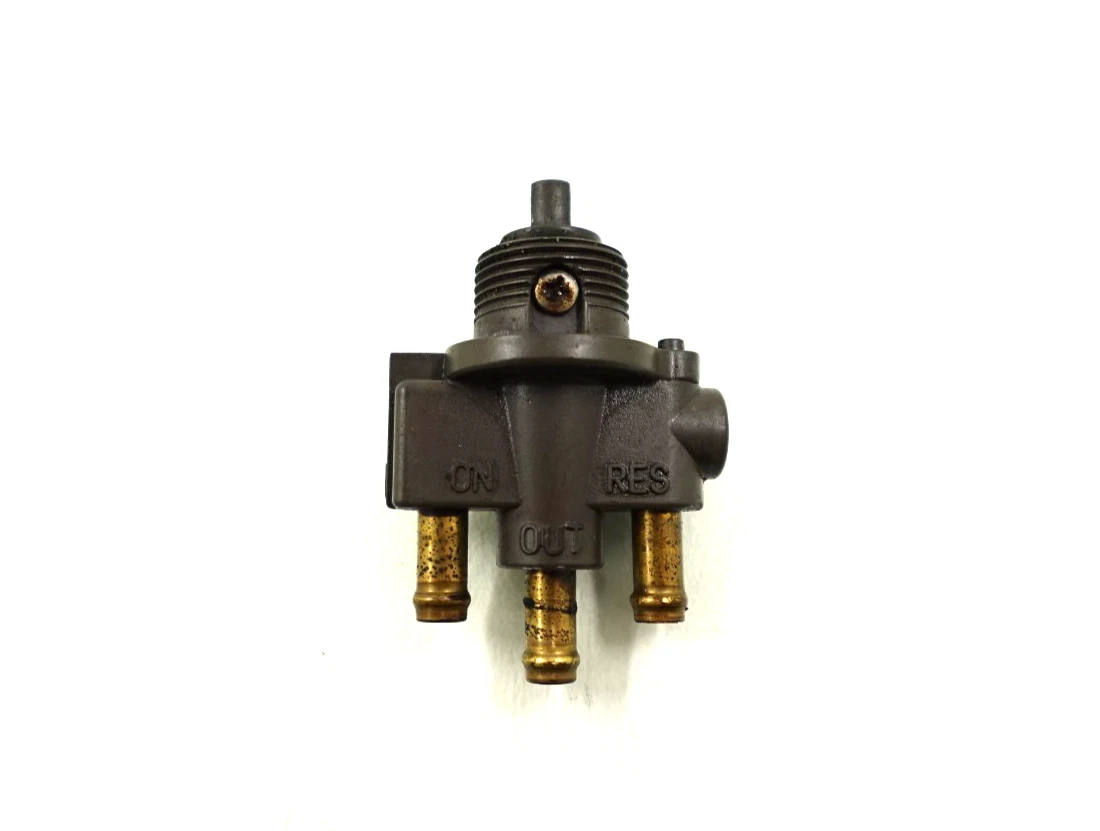 2000-2005 Yamaha XLT 1200 OEM Fuel Selector Petcock 66V-24500-02-00