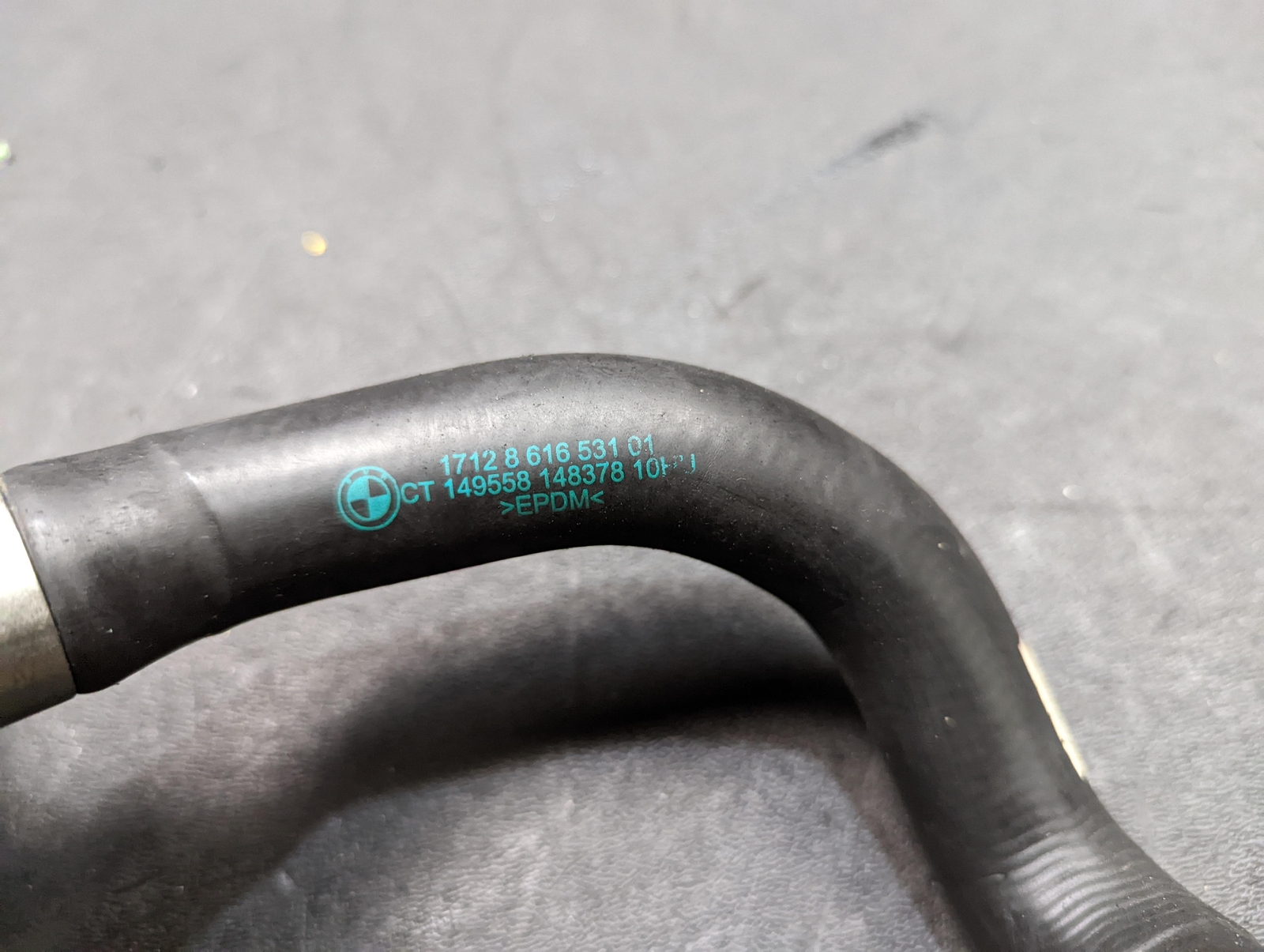 Radiator Coolant Reservoir Hose 2018 BMW 430i 17128616531 2017 2019