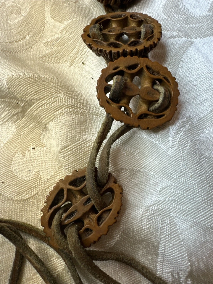 Brazalete Cinturón Woodstock Años 60 Años 70 Hippie Flecos Cuero Tuerca Nogal Concha Foto 3 de 4