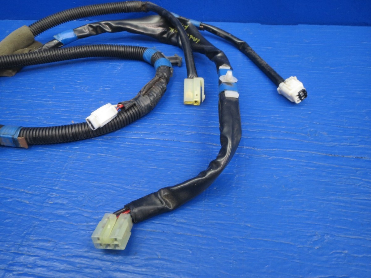 91-97 TOYOTA LAND CRUISER RIGHT REAR DOOR WIRE HARNESS, PASSENGER