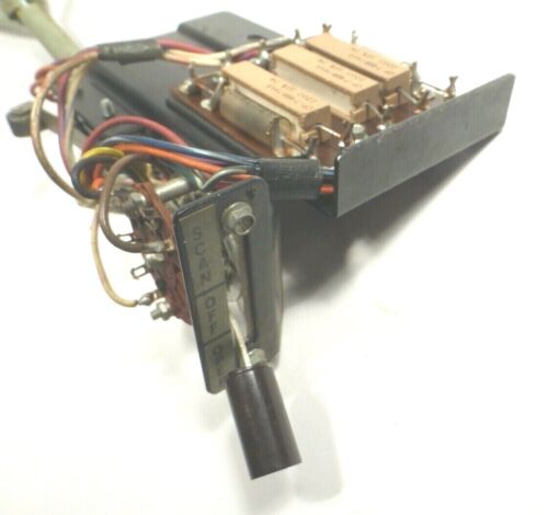 JUKEBOX ROCK-OLA 459: INTERRUPTOR DE SERVICIO Y CABLE probados y en funcionamiento - Imagen 3 de 3