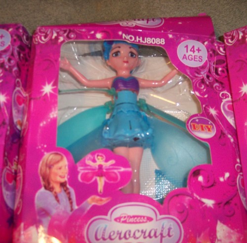 3 Aerocraft Flying Pincess USB Charge Lila Pink Blau Originalverpackt (LESEN) - Bild 3 von 4