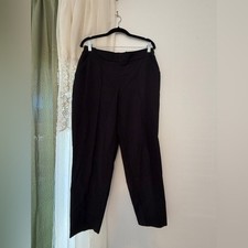 Nine West Crop Pants Women M Black Excellent Curvy Relaxed Tapered Pintuck Seam