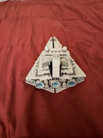 LEGO Star Wars: Midi-Scale Imperial Star Destroyer (8099) Complete 100%