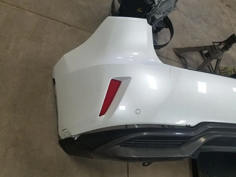 (LOCAL PICKUP ONLY) Rear Bumper Without Tow Package Fits 16-19 LEXUS RX450H 1604 - Image 4 of 4