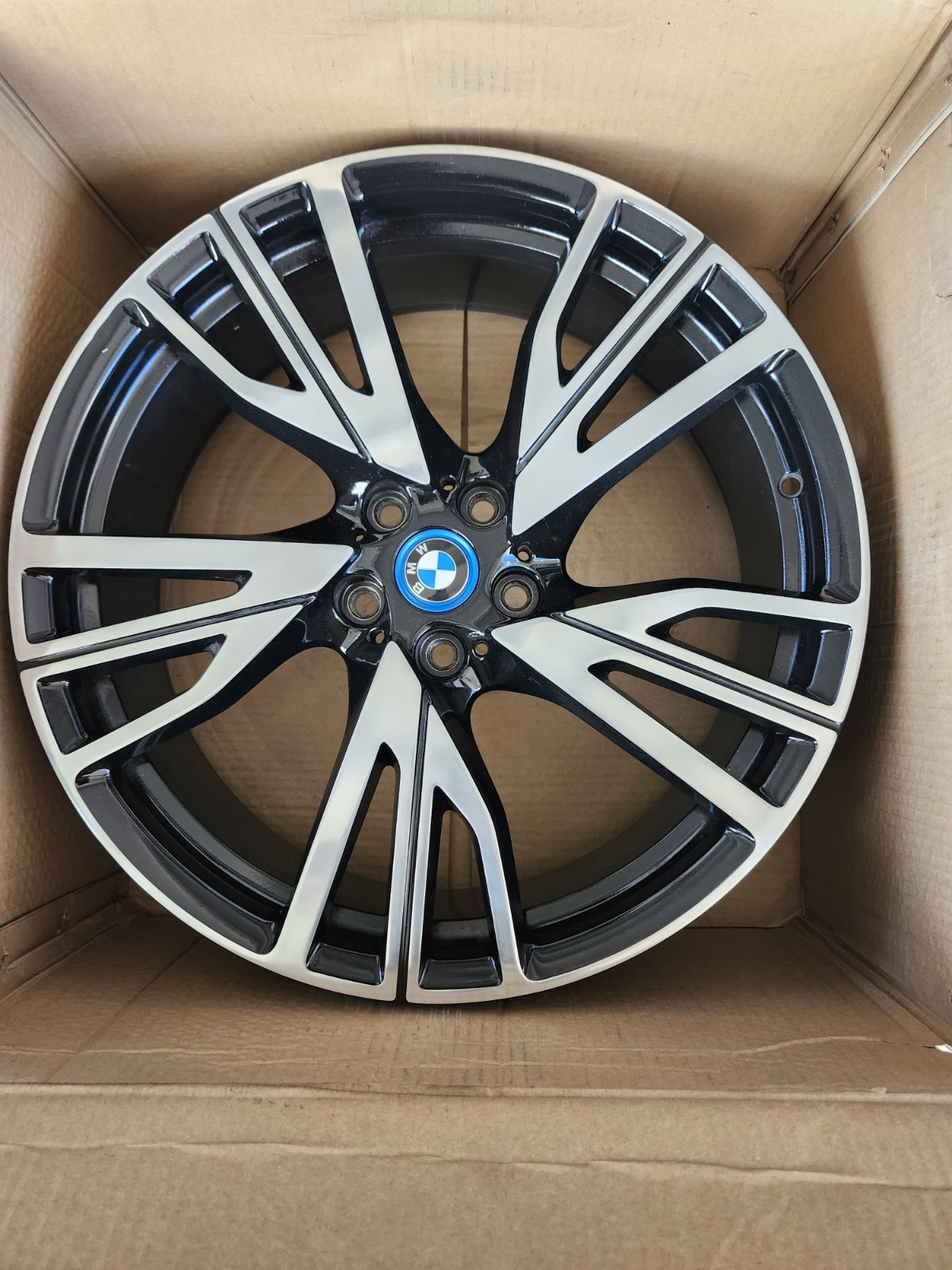 14-20 BMW i8 OEM Wheel Rim Front Left 20x7.5 20" 86202 36116855013 # 470