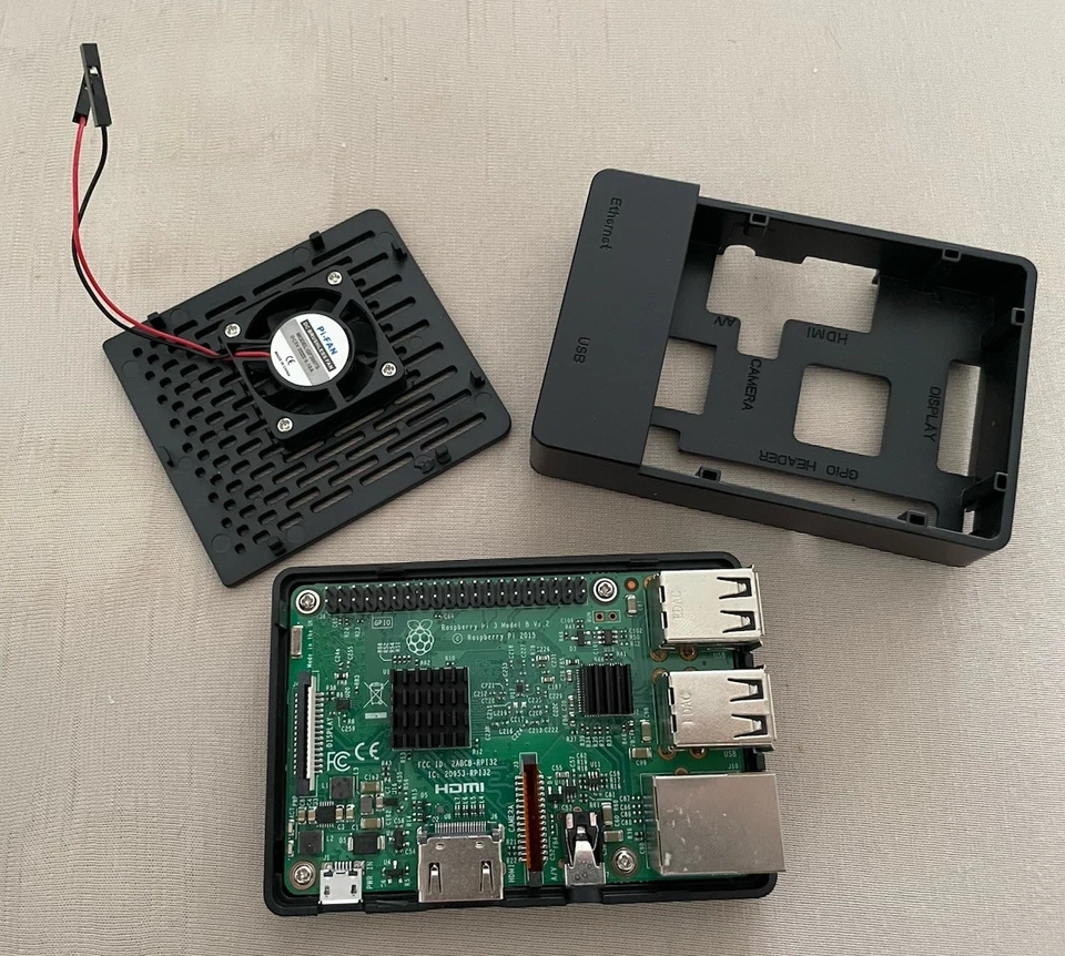 Raspberry Pi 3 Model B V1.2 with case cooling fan and heatsinks - Bild 2 von 4