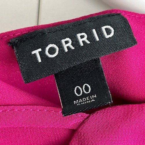 Torrid Blouse Size Medium Pink Sophie Chiffon Keyhold Double Layer Sleeveless - Picture 2 of 8