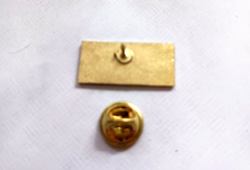 Military U S Army 23rd Infantry Americal Vietnam Tour Vintage Lapel Pin - Picture 5 of 15