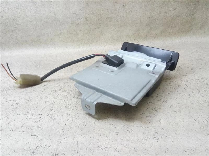 Cenicero con bandeja de cenizas compatible con Suzuki Aerio B95-188720 2002 2003 2004 Foto 4 de 4