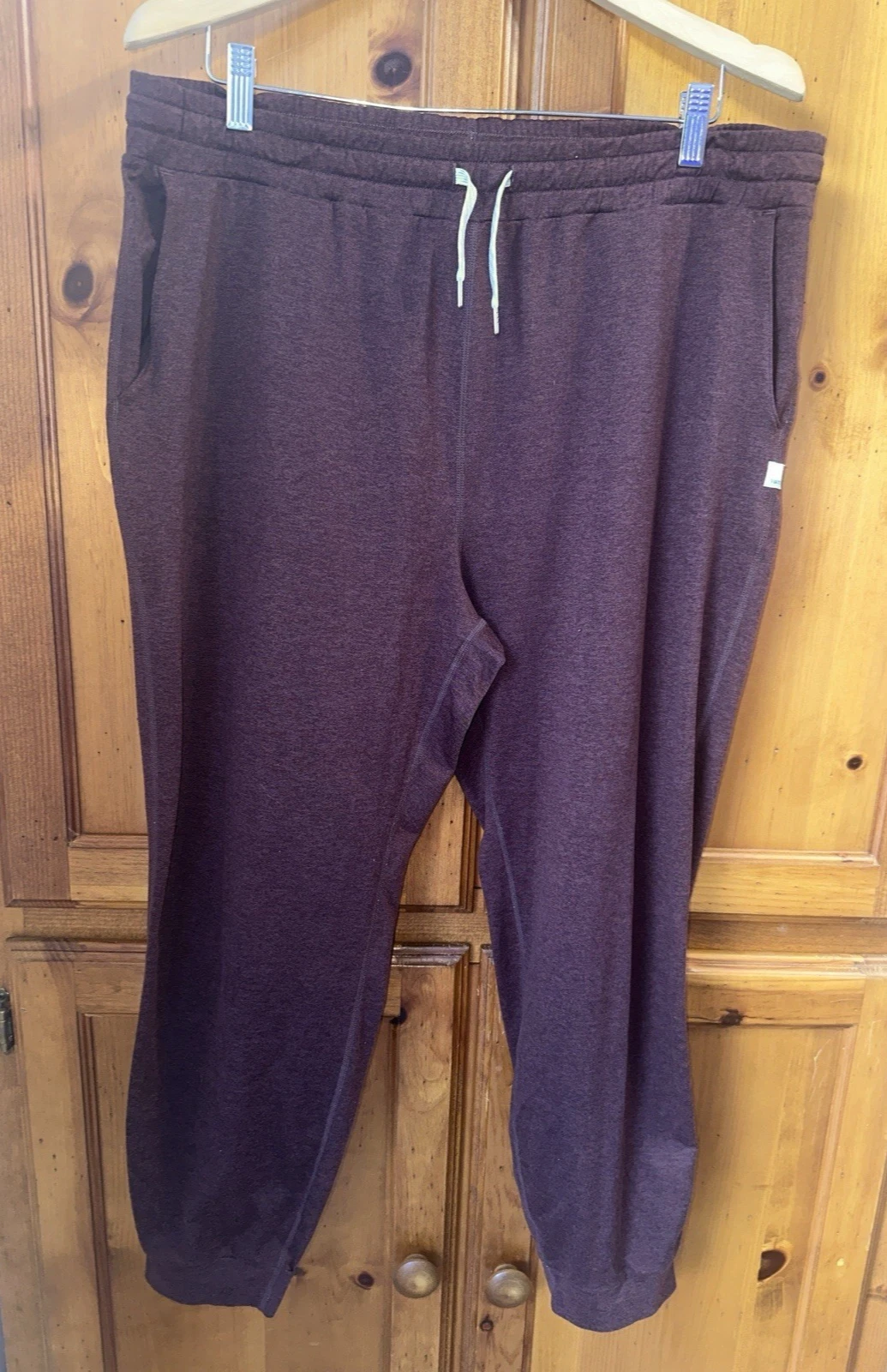 vuori performance joggers heather drawstring pants