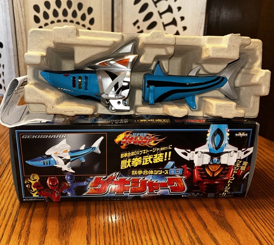 Bandai Power Rangers Jyuken Sentai Gerikranger 03 Geki Shark Japan with box (32) - Image 2 of 4