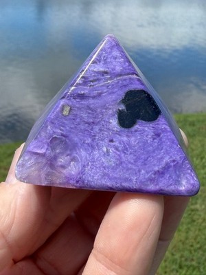 Charoite Pyramid Crystal Gem  107 gms  50 x 50 x 40 MM