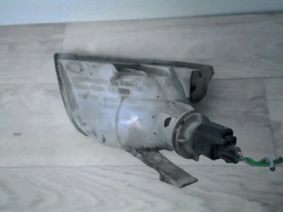REFLECTOR IZQUIERDO Ford Focus 2 Hatchback 1.8 TDCi 16V (KKDA) - Imagen 1 de 3