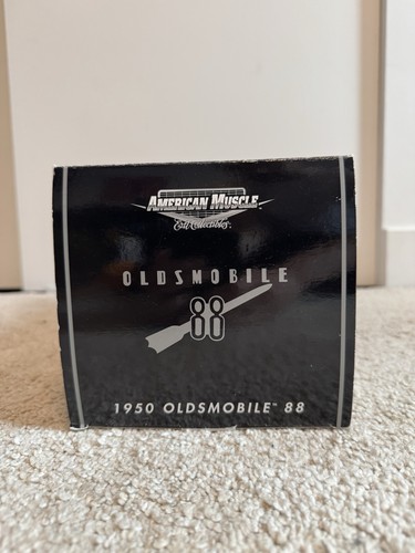 ERTL American Muscle Authentics - 1950 Oldsmobile 88 - 1:18 - Picture 3 of 9