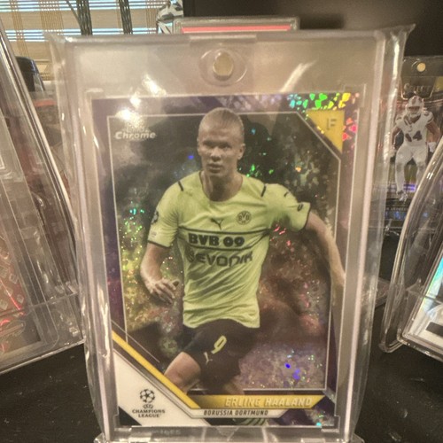 Topps Chrome UEFA Champions League 2021-22 Erling Haaland Purple Diamond /250