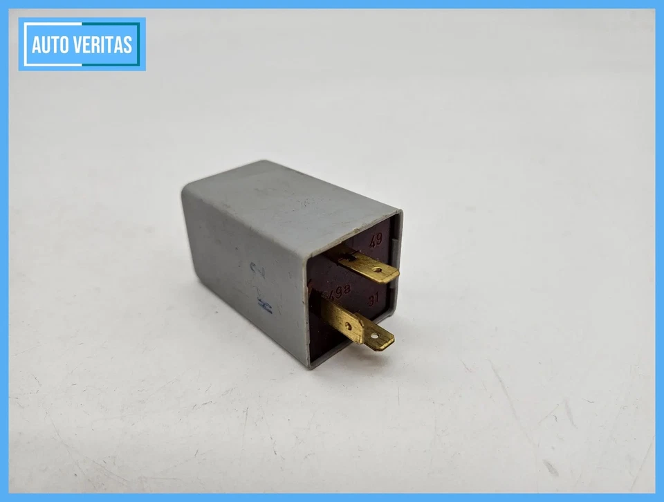 Original HELLA relay TBB24 4DB 002478-02 2(4)x18W+3W-12 V classic car - Image 2 of 4