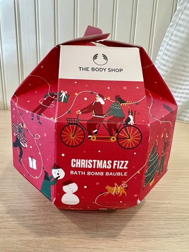 Body Shop Christmas Bath Scented Fizz Bomb Bauble Gift Set 6 Packs 0.9 oz New - Picture 3 of 6