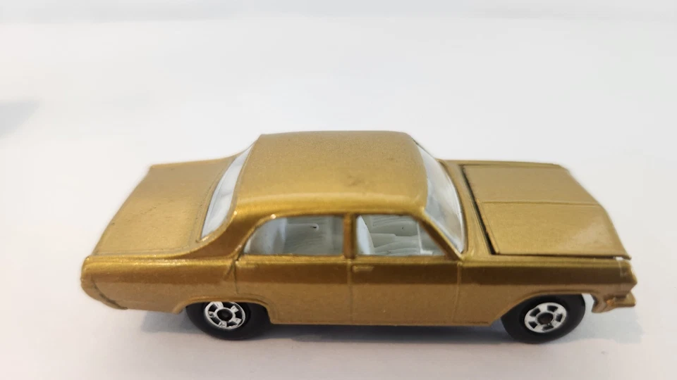 Matchbox Superfast 36 Opel Diplomat w/ Original Box - Image 4 of 4