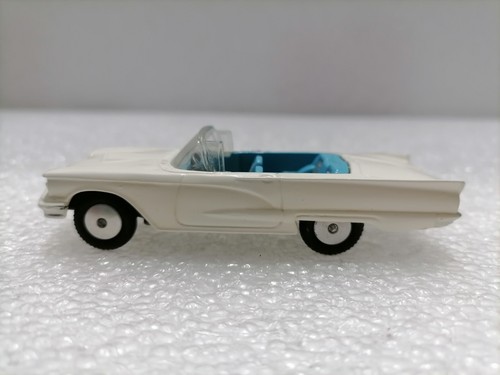 FORD THUNDERBIRD Convertib - Vintage Corgi toys 215 , Made in Gt. Britain 1959 - Picture 7 of 11